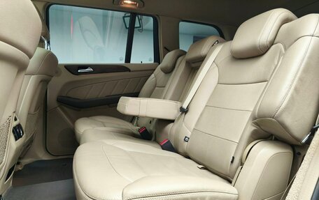 Mercedes-Benz GL-Класс, 2015 год, 2 500 000 рублей, 17 фотография