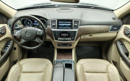 Mercedes-Benz GL-Класс, 2015 год, 2 500 000 рублей, 20 фотография