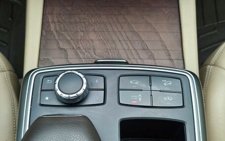 Mercedes-Benz GL-Класс, 2015 год, 2 500 000 рублей, 23 фотография