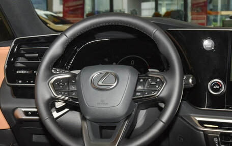 Lexus RX IV рестайлинг, 2025 год, 6 150 000 рублей, 7 фотография