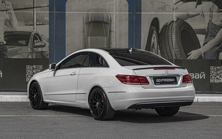 Mercedes-Benz E-Класс, 2013 год, 1 989 000 рублей, 2 фотография