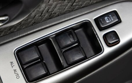 Toyota Land Cruiser Prado 120 рестайлинг, 2008 год, 1 658 000 рублей, 16 фотография
