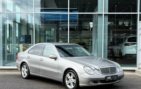 Mercedes-Benz E-Класс, 2004 год, 765 000 рублей, 3 фотография