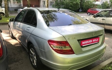 Mercedes-Benz C-Класс, 2010 год, 980 000 рублей, 4 фотография