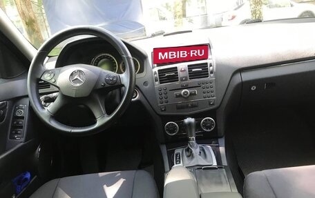 Mercedes-Benz C-Класс, 2010 год, 980 000 рублей, 7 фотография