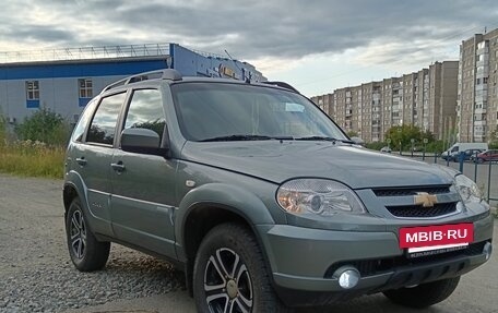 Chevrolet Niva I рестайлинг, 2014 год, 730 000 рублей, 3 фотография