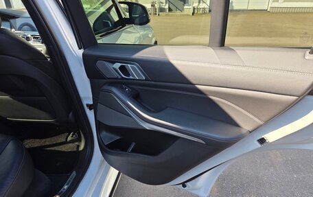 BMW X5, 2019 год, 4 400 000 рублей, 31 фотография