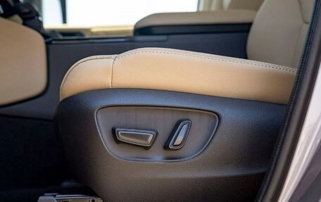 Toyota Land Cruiser Prado, 2025 год, 5 800 000 рублей, 17 фотография