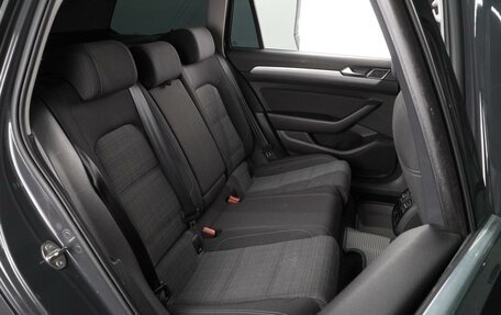 Volkswagen Passat B8 рестайлинг, 2019 год, 1 999 000 рублей, 7 фотография