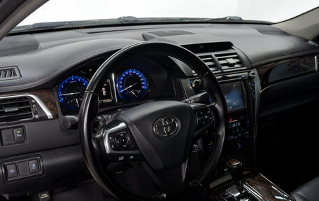 Toyota Camry, 2015 год, 2 099 000 рублей, 10 фотография