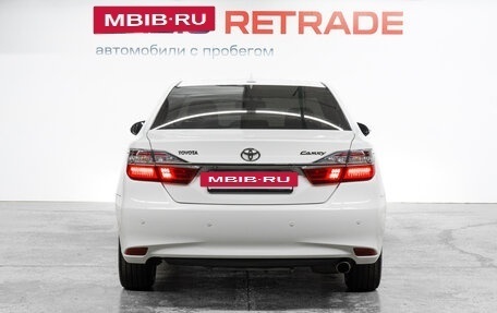 Toyota Camry, 2015 год, 2 099 000 рублей, 6 фотография