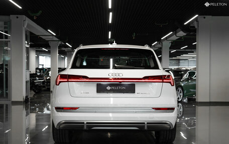 Audi e-tron I, 2022 год, 5 400 000 рублей, 6 фотография