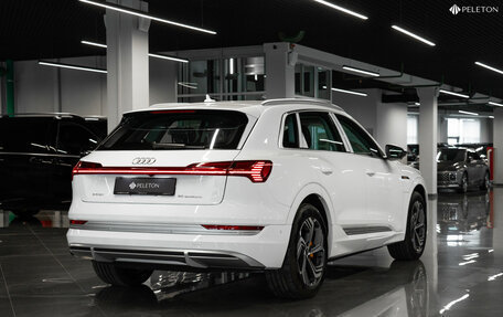 Audi e-tron I, 2022 год, 5 400 000 рублей, 4 фотография
