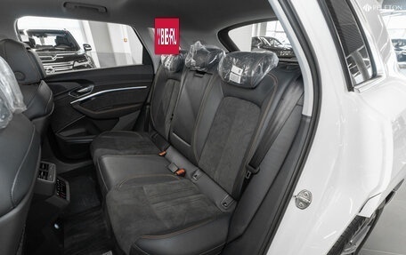 Audi e-tron I, 2022 год, 5 400 000 рублей, 13 фотография