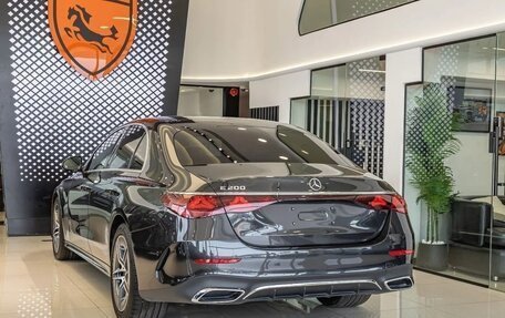 Mercedes-Benz E-Класс, 2024 год, 7 000 000 рублей, 5 фотография