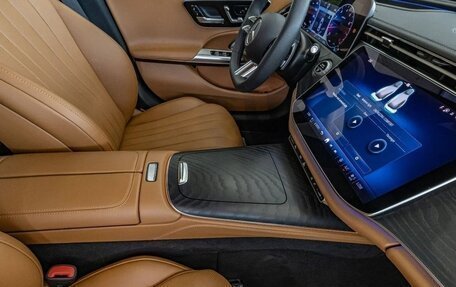 Mercedes-Benz E-Класс, 2024 год, 7 000 000 рублей, 9 фотография
