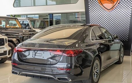 Mercedes-Benz E-Класс, 2024 год, 7 000 000 рублей, 4 фотография