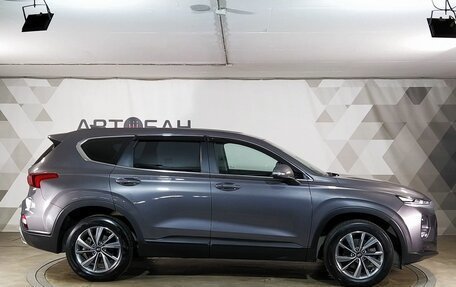 Hyundai Santa Fe IV, 2018 год, 2 690 000 рублей, 6 фотография