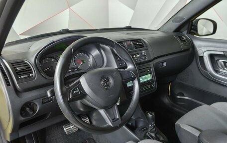 Skoda Fabia II, 2014 год, 899 000 рублей, 14 фотография
