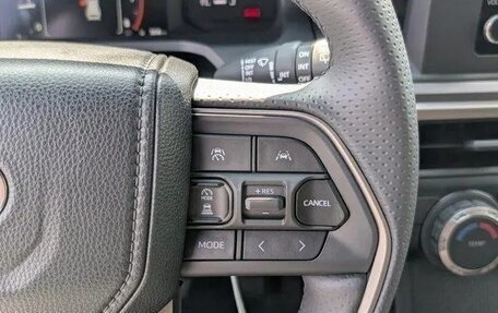 Toyota 4Runner, 2025 год, 3 900 000 рублей, 9 фотография