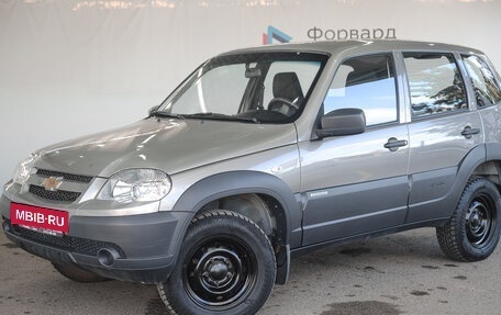 Chevrolet Niva I рестайлинг, 2018 год, 790 000 рублей, 2 фотография