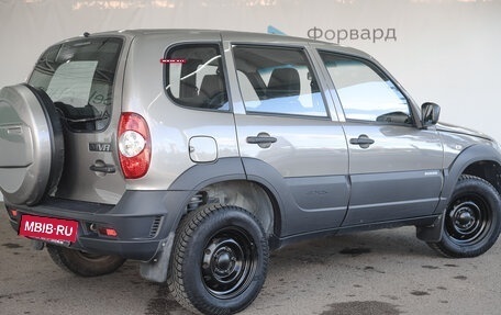 Chevrolet Niva I рестайлинг, 2018 год, 790 000 рублей, 3 фотография