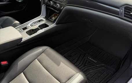 Honda Accord IX рестайлинг, 2021 год, 2 550 000 рублей, 12 фотография