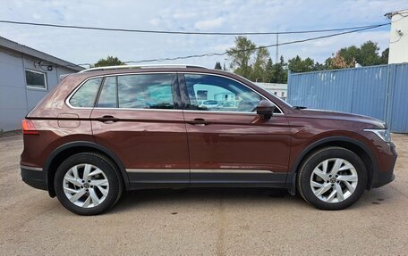 Volkswagen Tiguan II, 2021 год, 2 150 000 рублей, 4 фотография