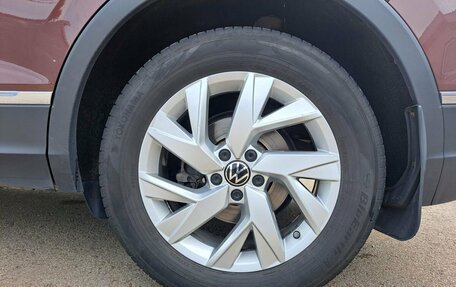 Volkswagen Tiguan II, 2021 год, 2 150 000 рублей, 18 фотография