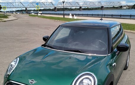 MINI Hatch, 2020 год, 2 100 000 рублей, 3 фотография