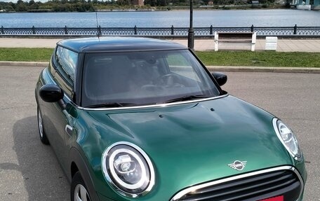 MINI Hatch, 2020 год, 2 100 000 рублей, 2 фотография