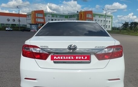 Toyota Camry, 2013 год, 1 500 000 рублей, 4 фотография
