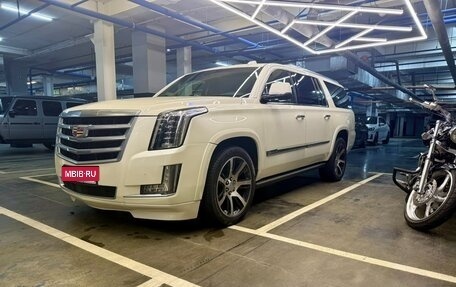 Cadillac Escalade IV, 2015 год, 4 900 000 рублей, 2 фотография