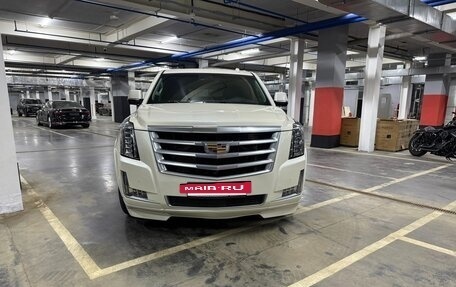 Cadillac Escalade IV, 2015 год, 4 900 000 рублей, 28 фотография