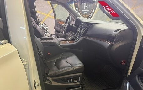 Cadillac Escalade IV, 2015 год, 4 900 000 рублей, 18 фотография