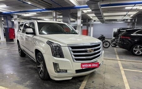 Cadillac Escalade IV, 2015 год, 4 900 000 рублей, 29 фотография