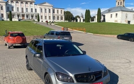 Mercedes-Benz C-Класс, 2008 год, 1 300 000 рублей, 2 фотография