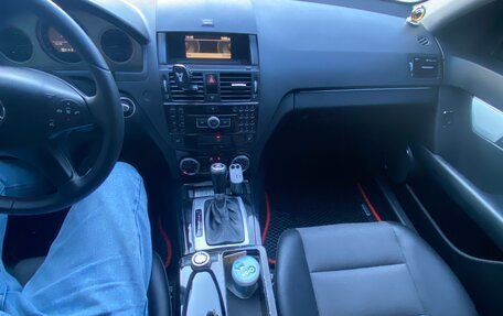 Mercedes-Benz C-Класс, 2008 год, 1 300 000 рублей, 11 фотография