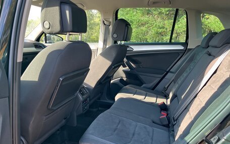 Volkswagen Tiguan II, 2018 год, 2 100 000 рублей, 6 фотография