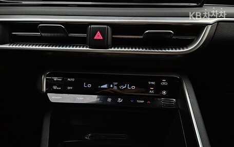 KIA K5, 2021 год, 2 500 000 рублей, 18 фотография