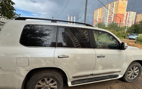 Toyota Land Cruiser 200, 2015 год, 4 370 000 рублей, 7 фотография