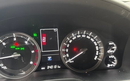 Toyota Land Cruiser 200, 2015 год, 4 370 000 рублей, 9 фотография