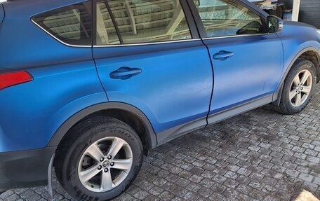 Toyota RAV4, 2015 год, 1 850 000 рублей, 11 фотография