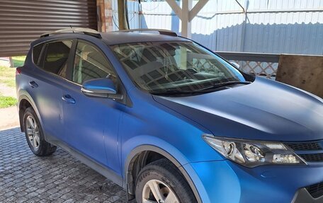 Toyota RAV4, 2015 год, 1 850 000 рублей, 12 фотография