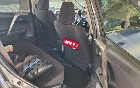 Toyota RAV4, 2015 год, 1 850 000 рублей, 8 фотография