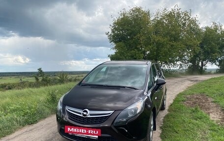 Opel Zafira C рестайлинг, 2013 год, 1 200 000 рублей, 2 фотография