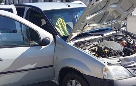 Renault Logan I, 2006 год, 300 000 рублей, 2 фотография