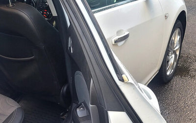 Opel Astra J, 2013 год, 975 000 рублей, 1 фотография