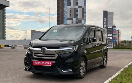 Honda Stepwgn IV, 2018 год, 2 400 000 рублей, 8 фотография