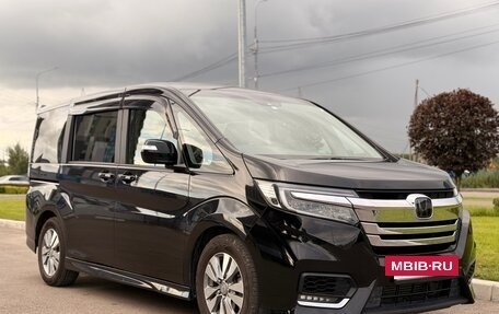 Honda Stepwgn IV, 2018 год, 2 400 000 рублей, 7 фотография